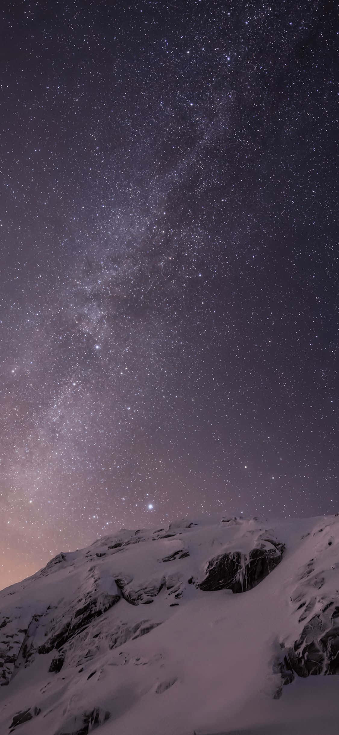 آسمان شب کوهستان آیفون 5s اصلی والپیپر