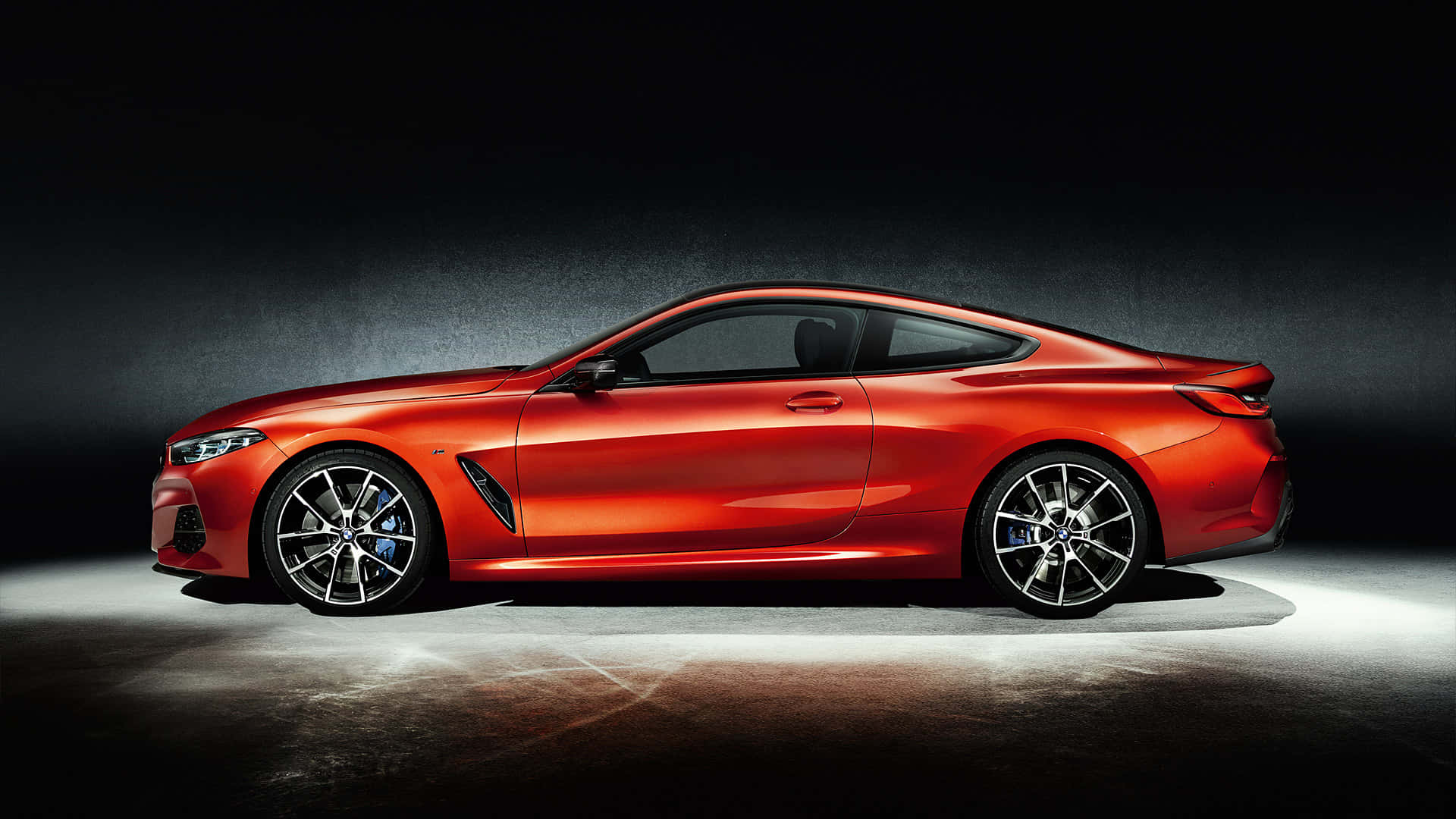 تصویر پروفایل کناری BMW M8 با وضوح 1920x1080، پس‌زمینه سری M والپیپر