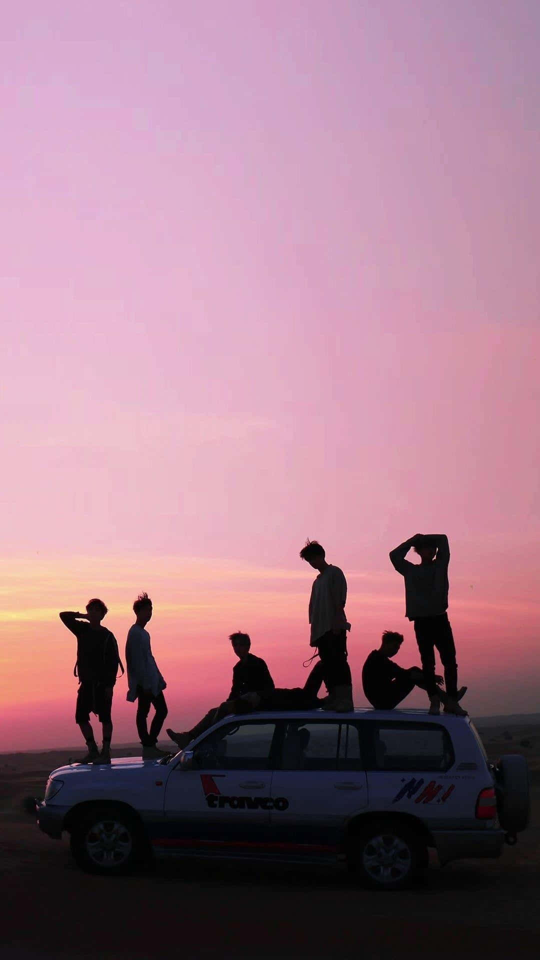 آسمان بنفش BTS آیفون والپیپر