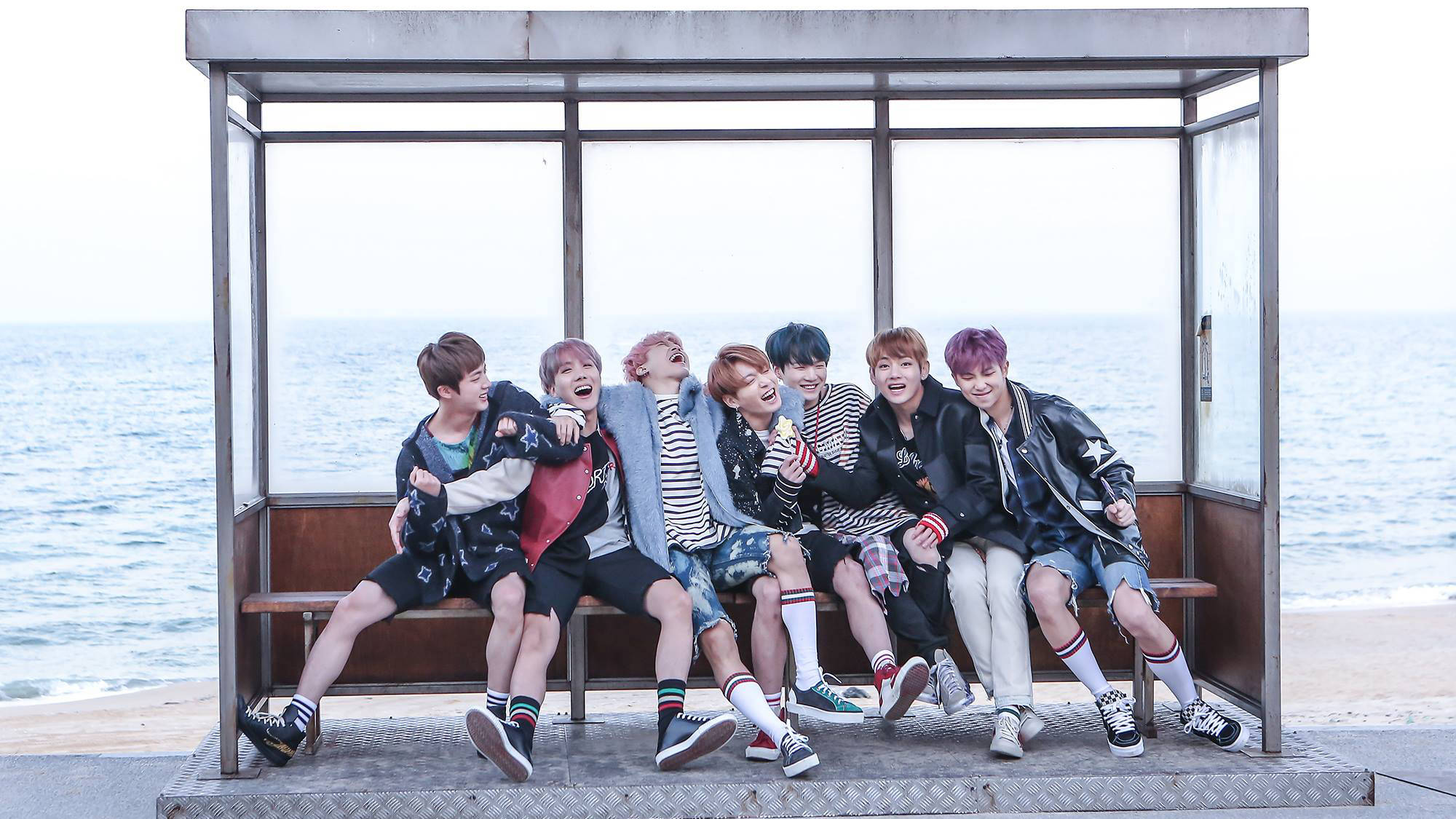 تیزر روز بهار باحال لپ‌تاپ BTS والپیپر