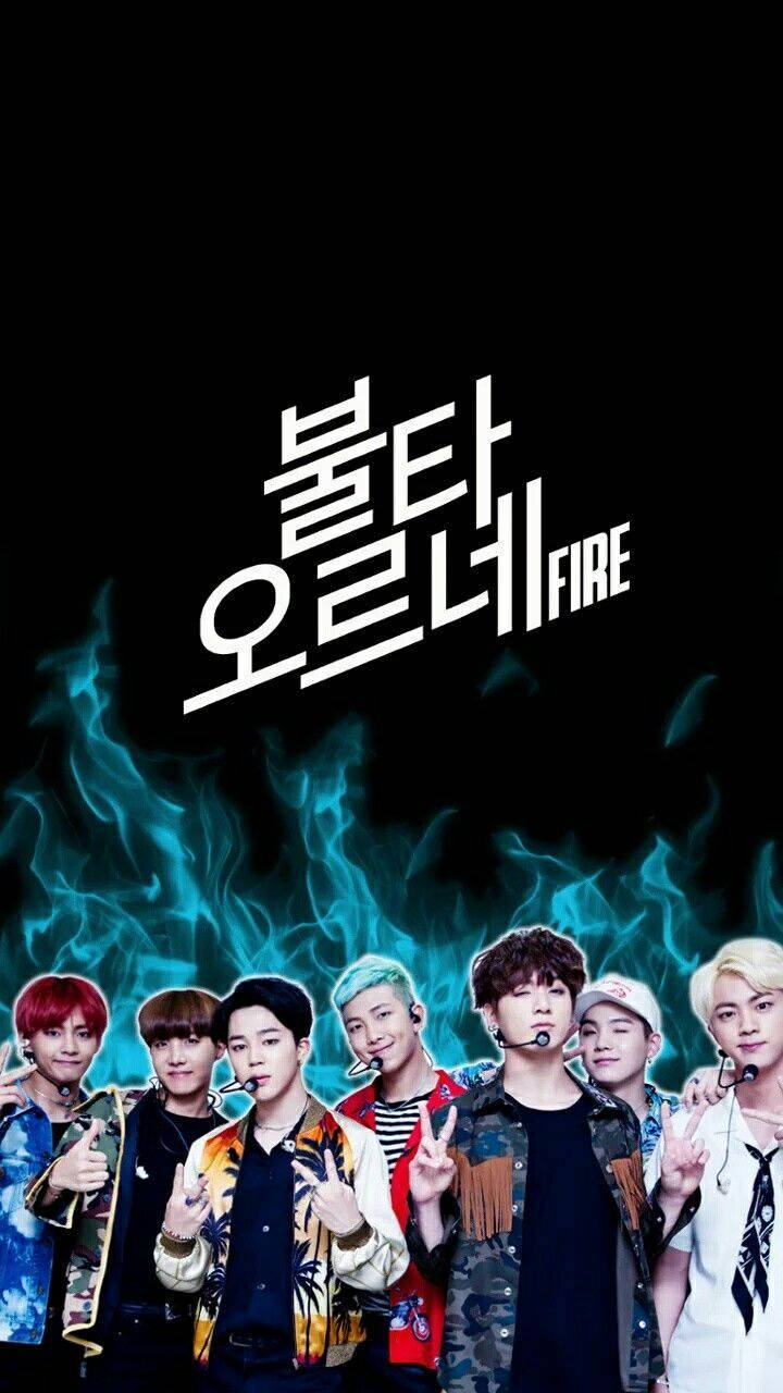 اعضای گروه پسرانه BTS، وی، جونگکوک، جیمین، شوگا، جین، آرام و جی‌هوپ آلبوم آتش.