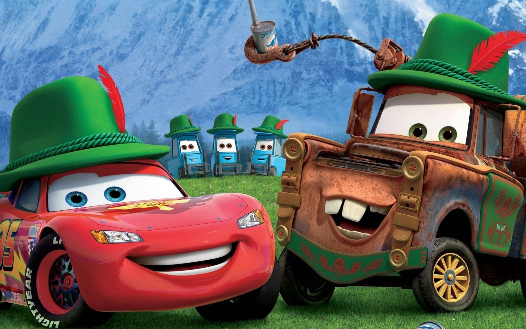 مسابقه لایتنینگ مک‌کوئین و فرانچسکو برنولی در Cars 2 والپیپر