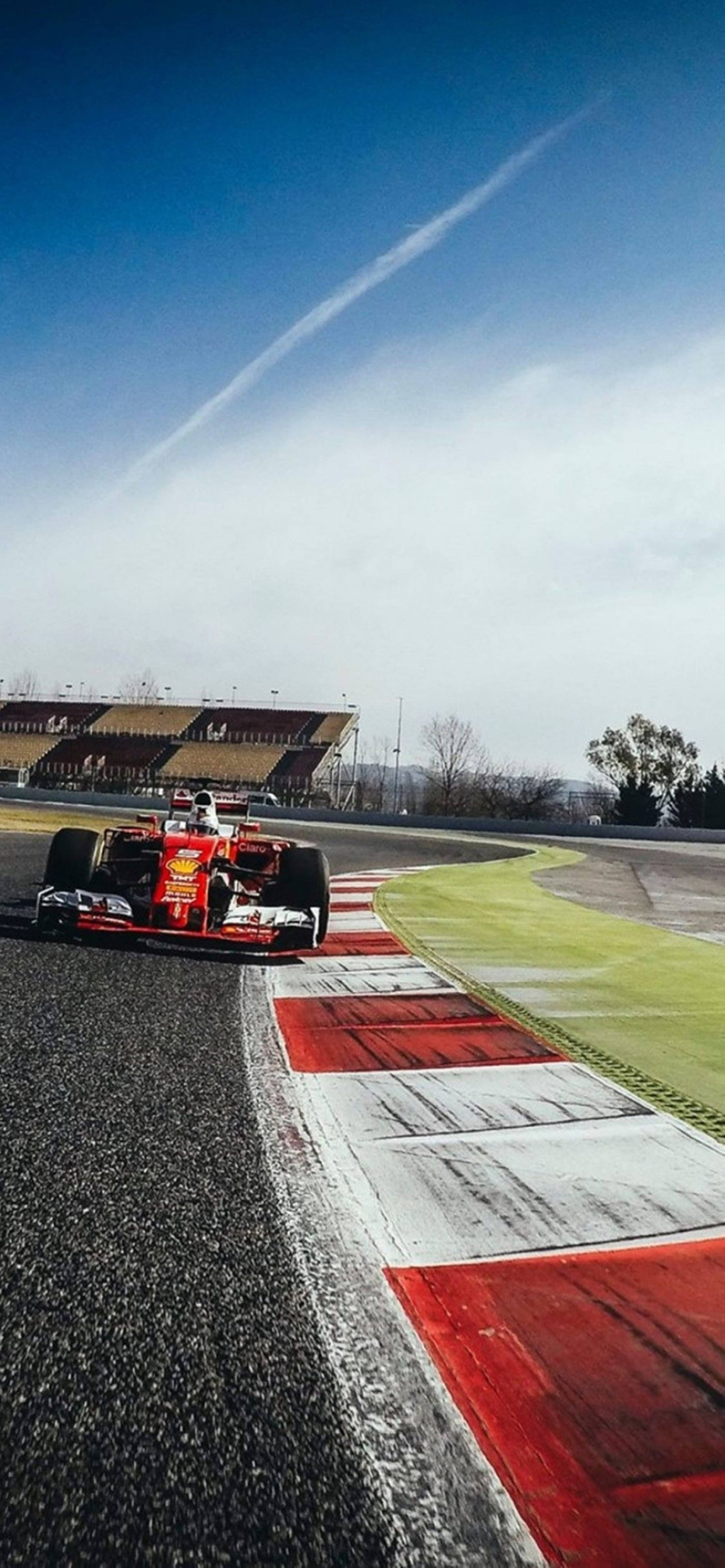 تلفن F1 قرمز فراری والپیپر