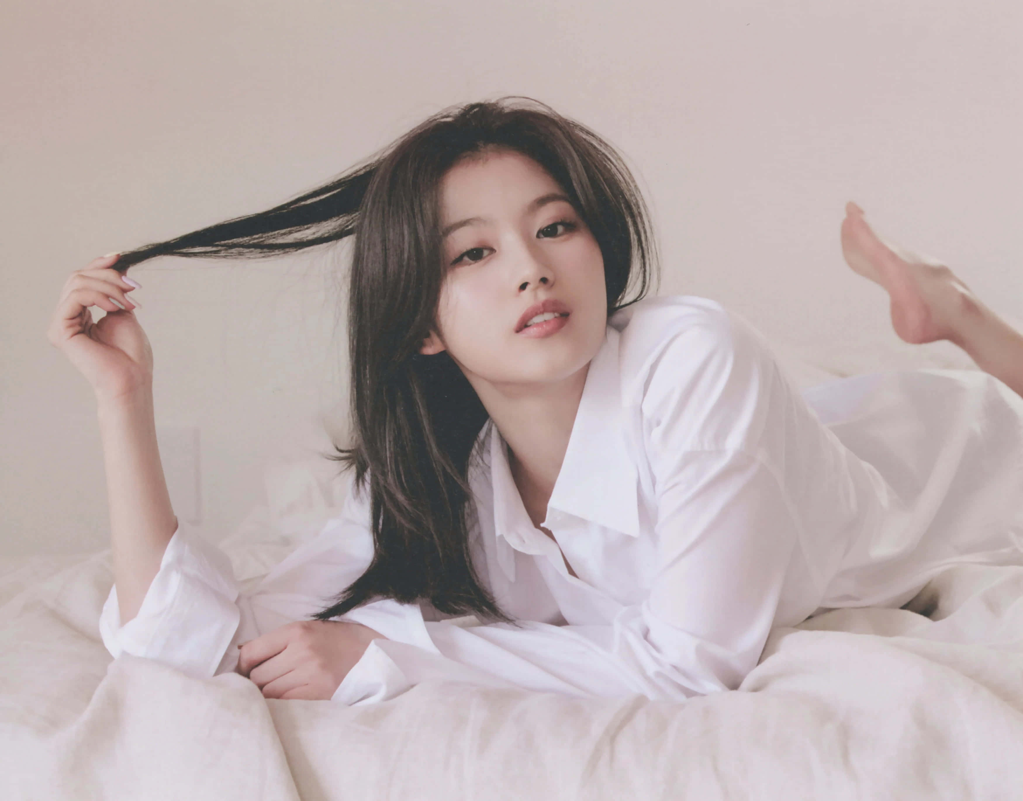 اعضای گروه Twice در عکس گروهی والپیپر