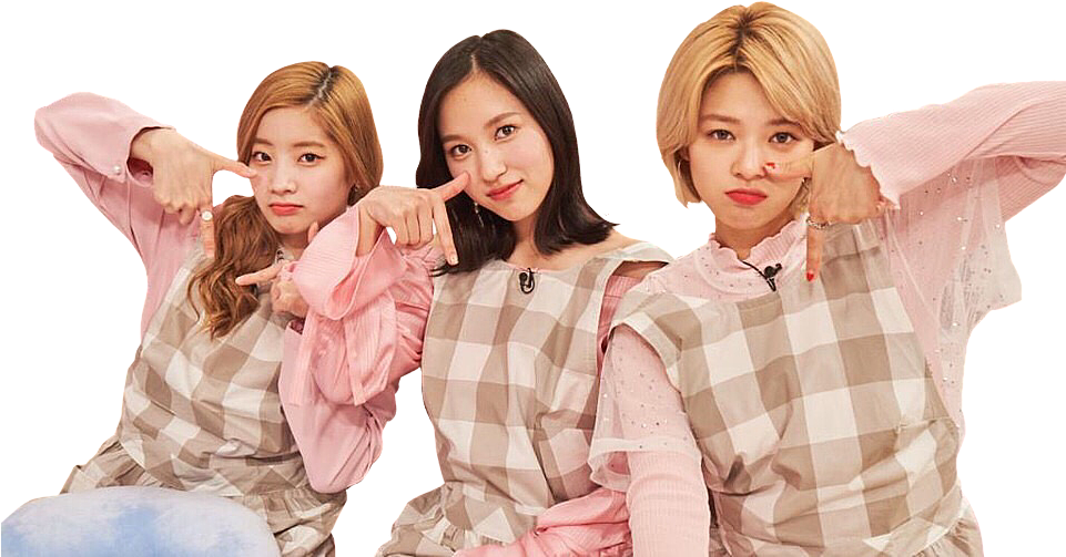 اعضای گروه Twice در حال ژست گرفتن غیررسمی والپیپر