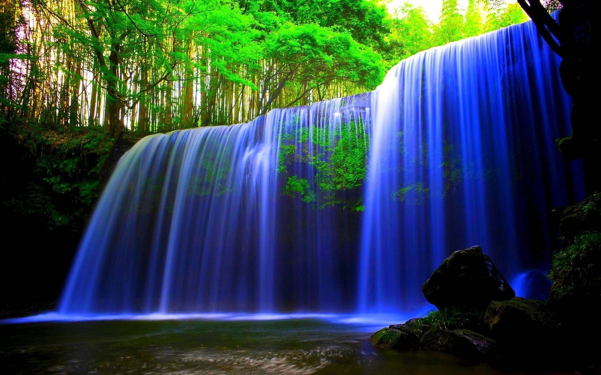 آبشار زنده سه‌بعدی والپیپر