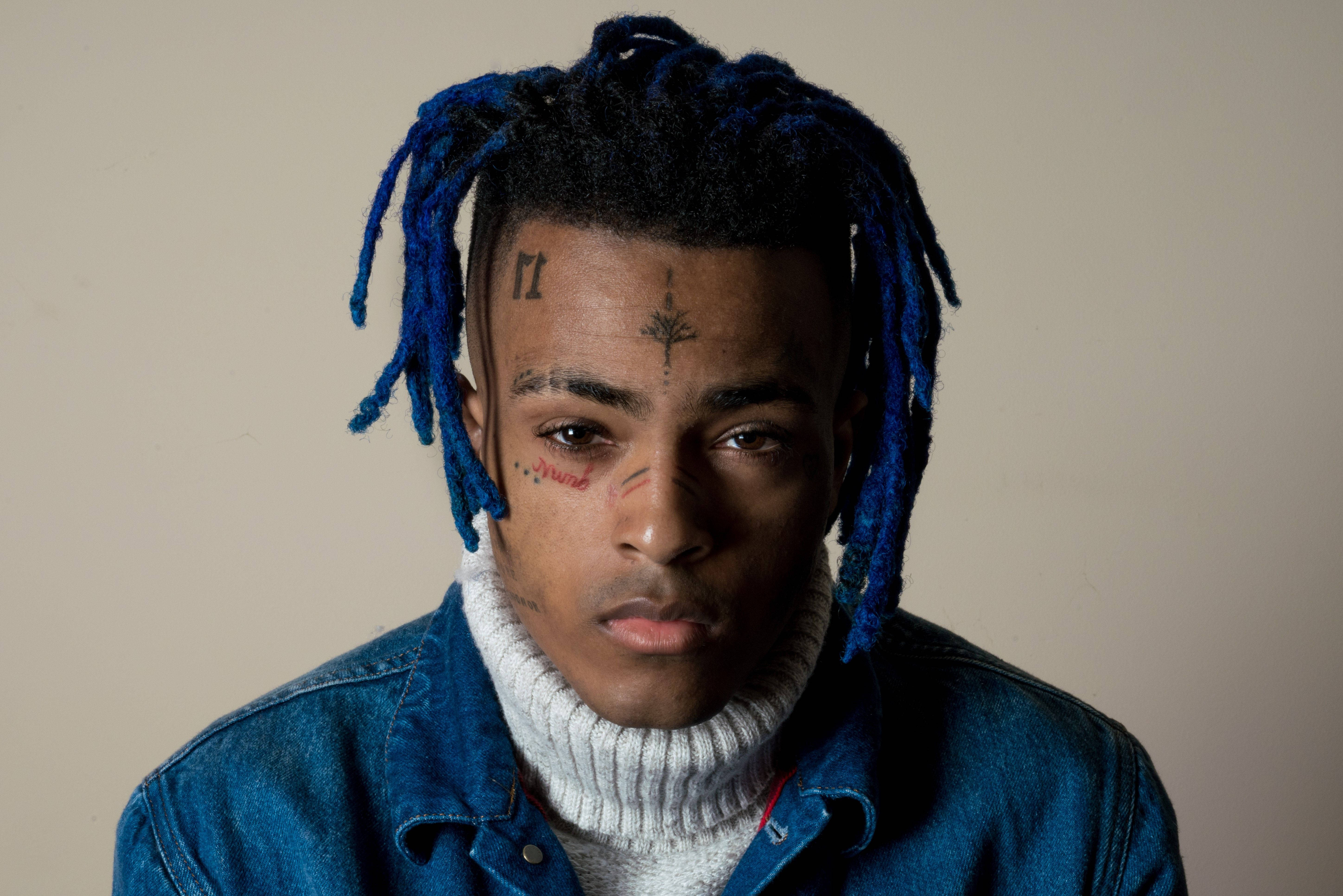 تاتوی پیشانی انیمه‌ای Xxxtentacion والپیپر