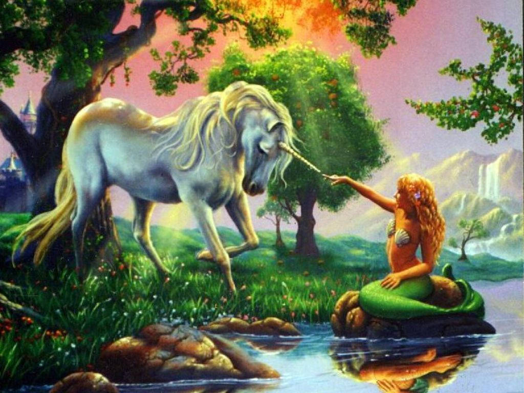 والپیپر رمزآلود تک‌شاخ و پری دریایی در جنگل
