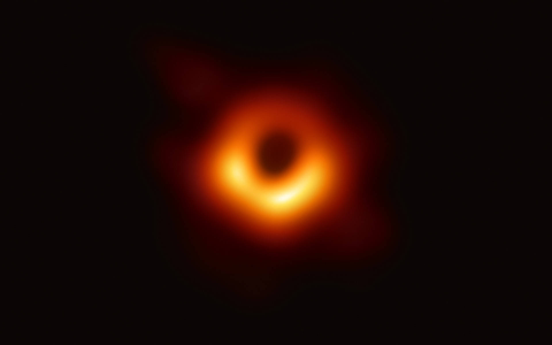 سیاه‌چاله 4K M87 والپیپر