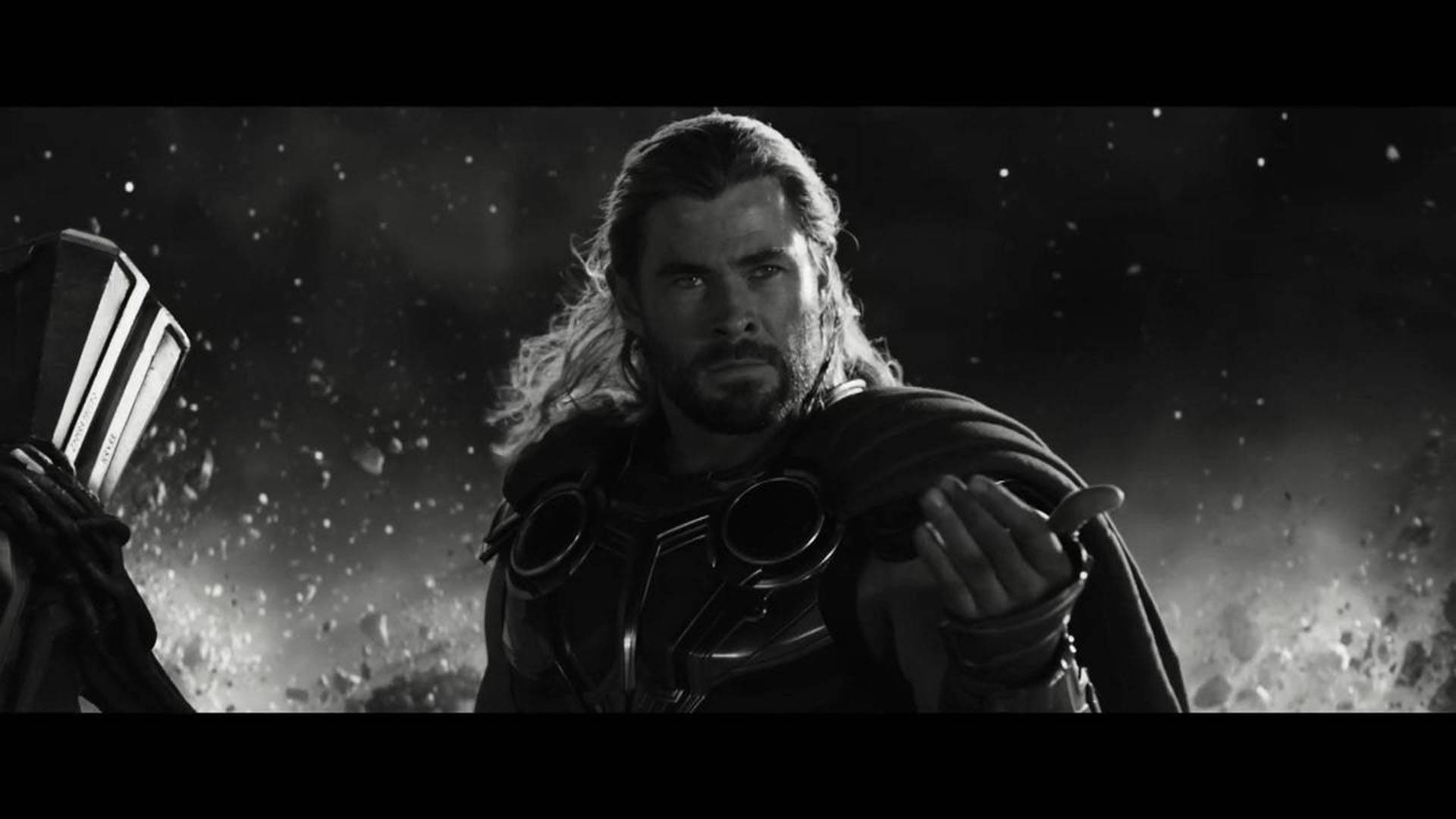 صحنه تک‌رنگ Thor Love And Thunder والپیپر