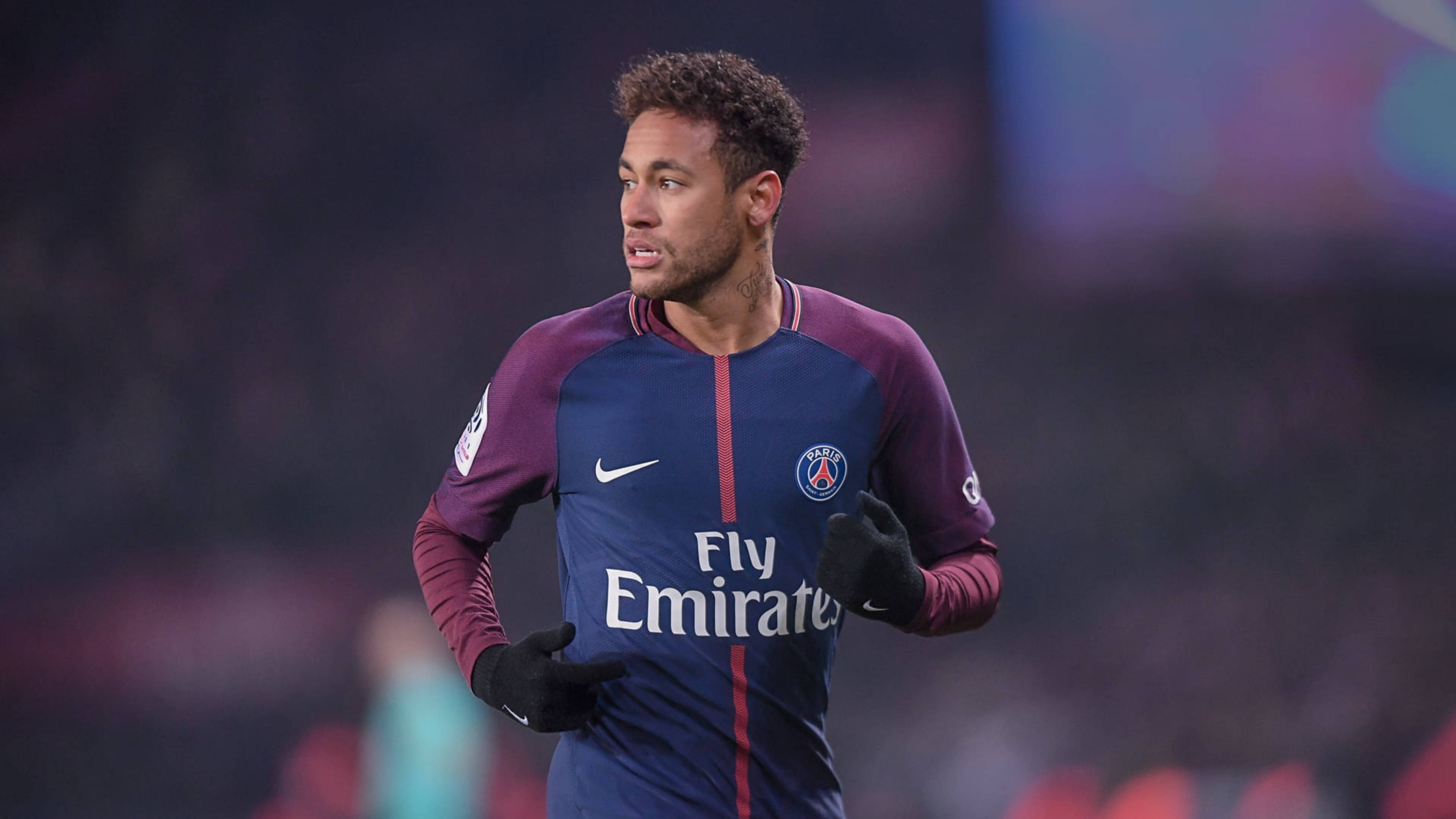 فوتبالیست PSG نیمار 4K والپیپر