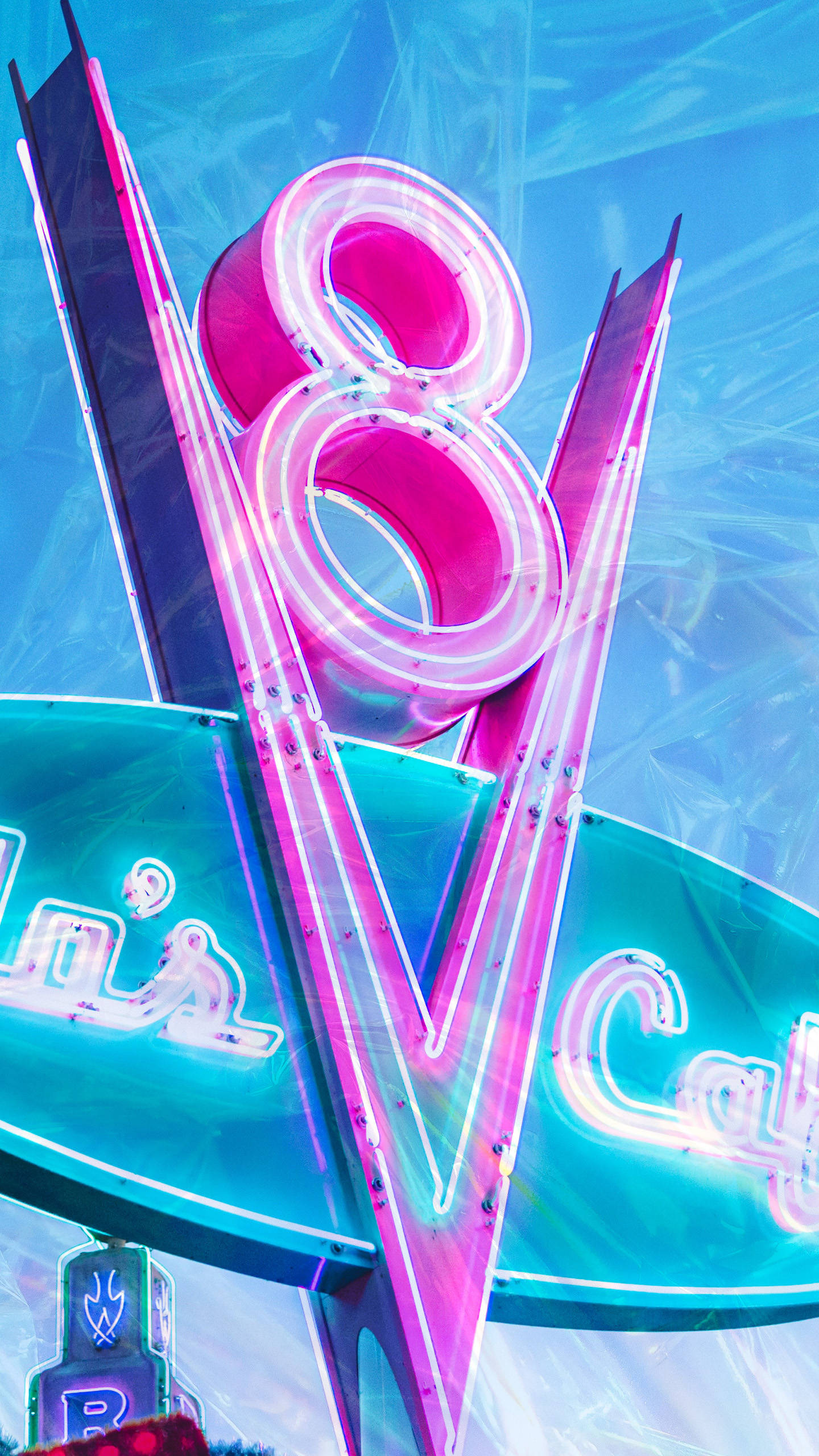 لوگوی کافه Flo's V8 در دیزنیلند والپیپر