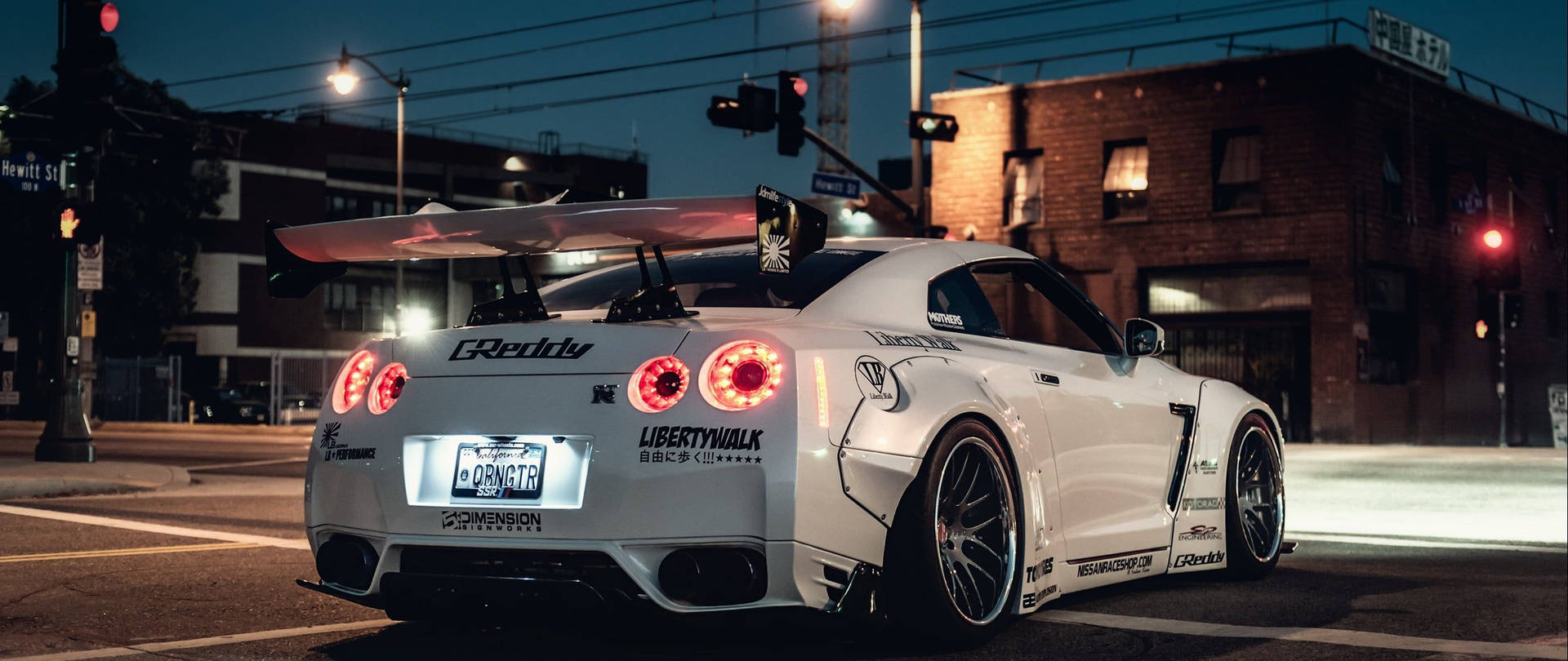 والپیپر شب نیسان GT-R نیسان HD | تصویر پس‌زمینه — ماشین متحرک والپیپر