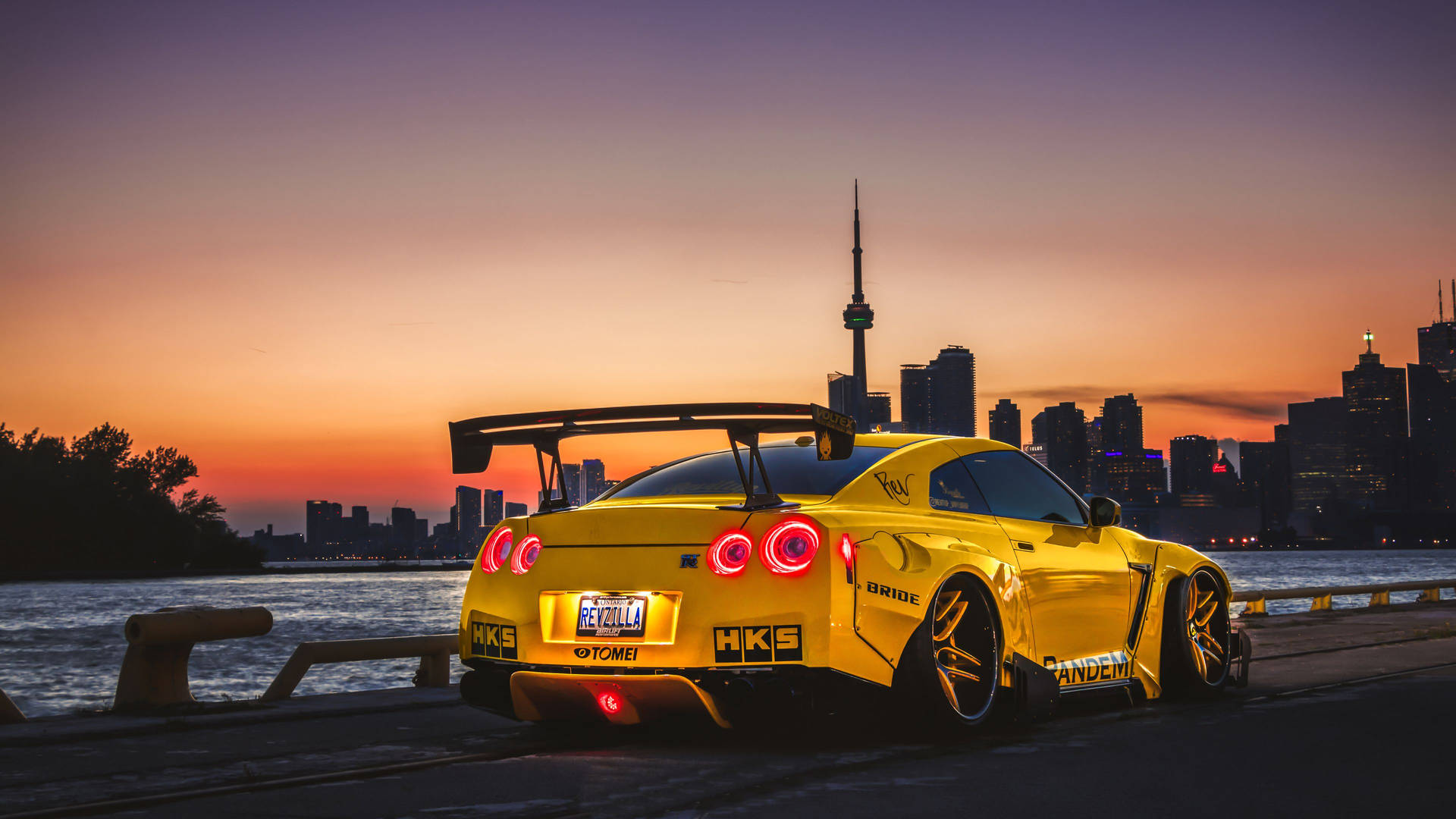 نیسان GT-R زرد HKS Revzilla با کیفیت 4K — ماشین متحرک والپیپر