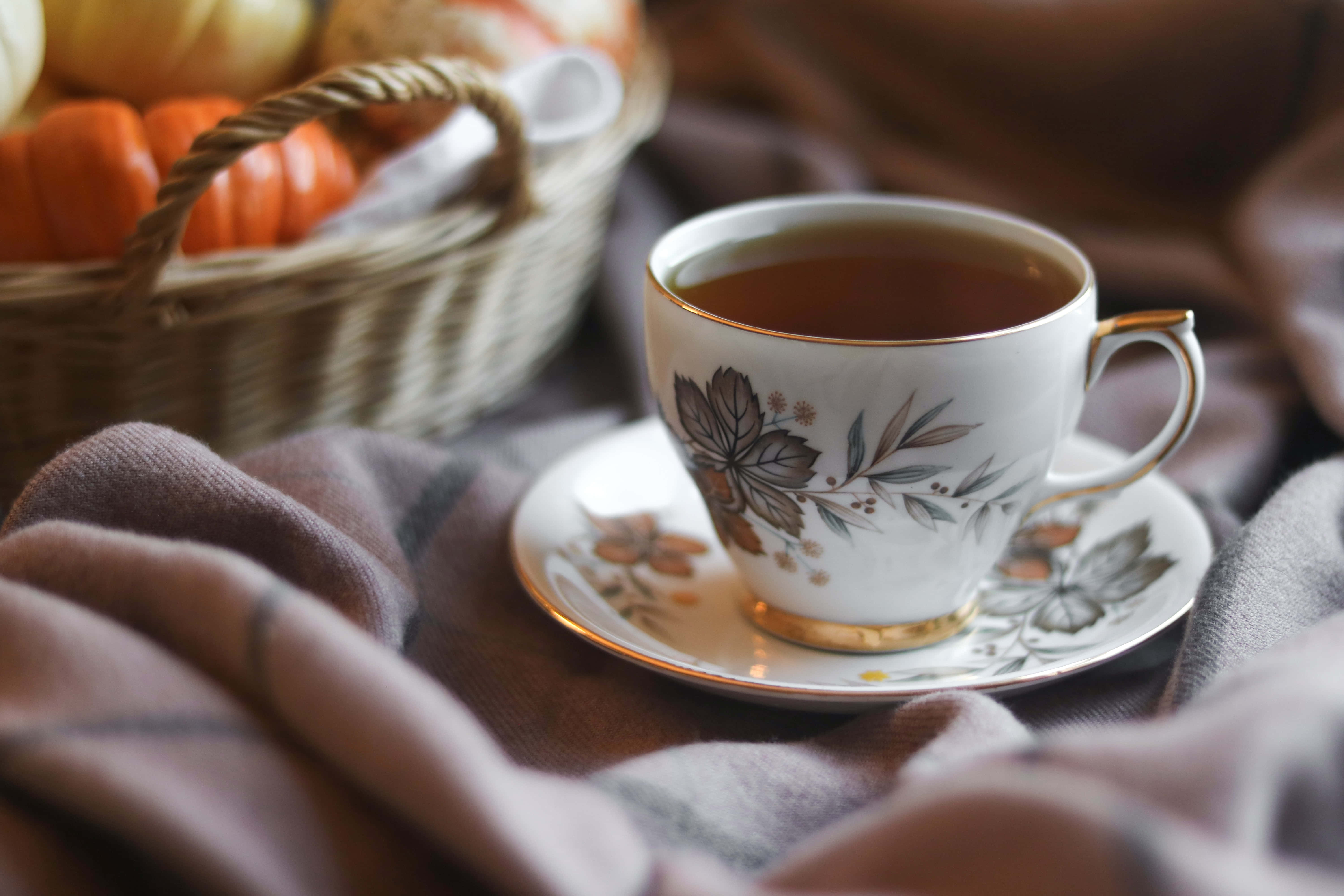 پس‌زمینه جذاب سبک کلبه‌ای والپیپر