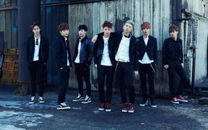 والپیپر عکس گروهی BTS در آلبوم Skool Luv Affair — عکس گروهی بیتیاس گیف والپیپر